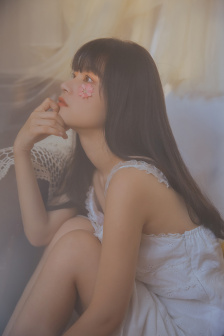 一边亲着一面膜下的美剧